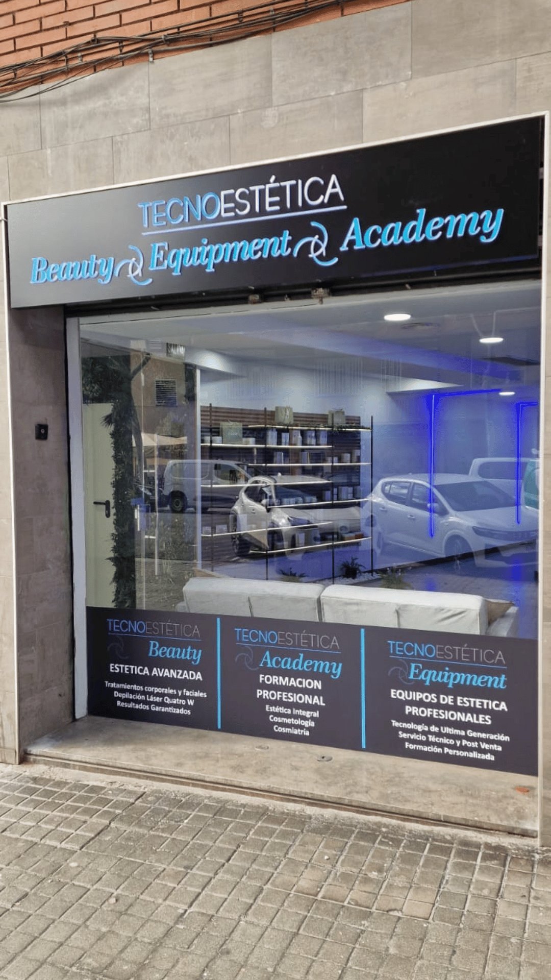 Fachada Tecnoestética Beauty — centro de estética en Barcelona, barrio del Clot